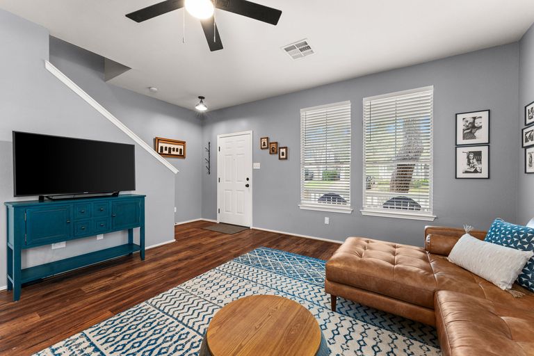 5-web-or-mls-8622-brock-cir-27-1739295920.jpg