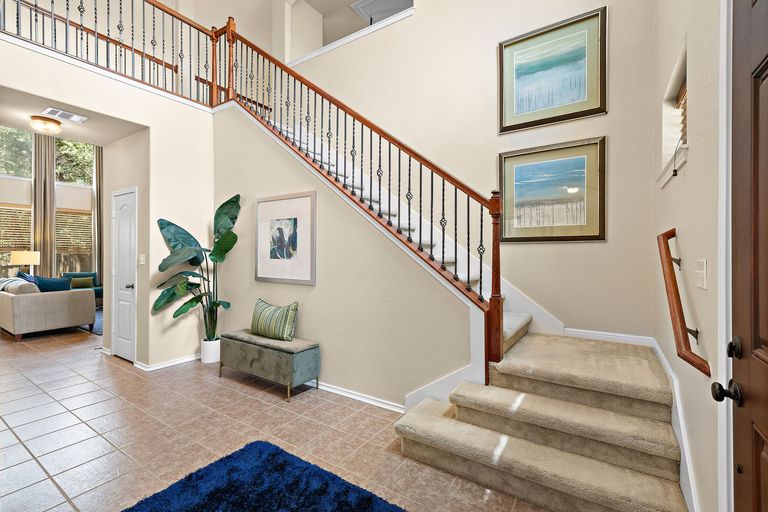 5-web-or-mls-8706-fenton-dr-kcp-071525---119.jpg