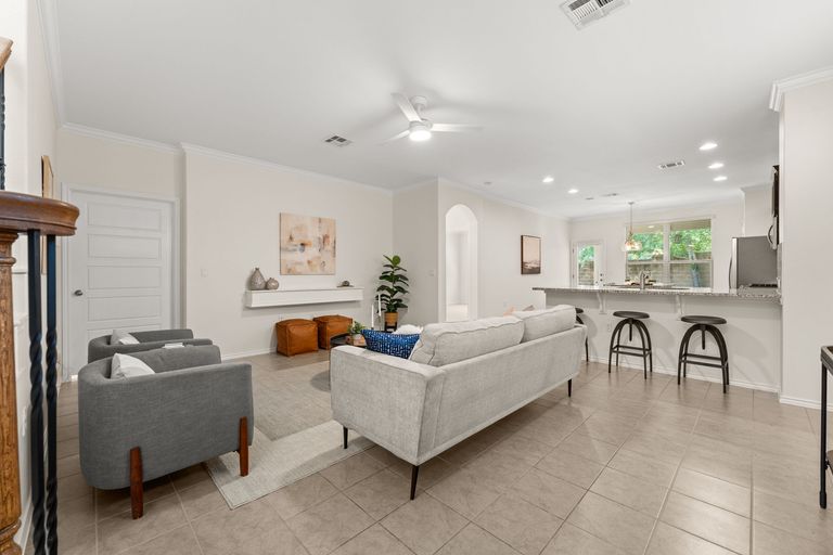 5-web-or-mls-9528-hunter-ln-5-1746648452.jpg