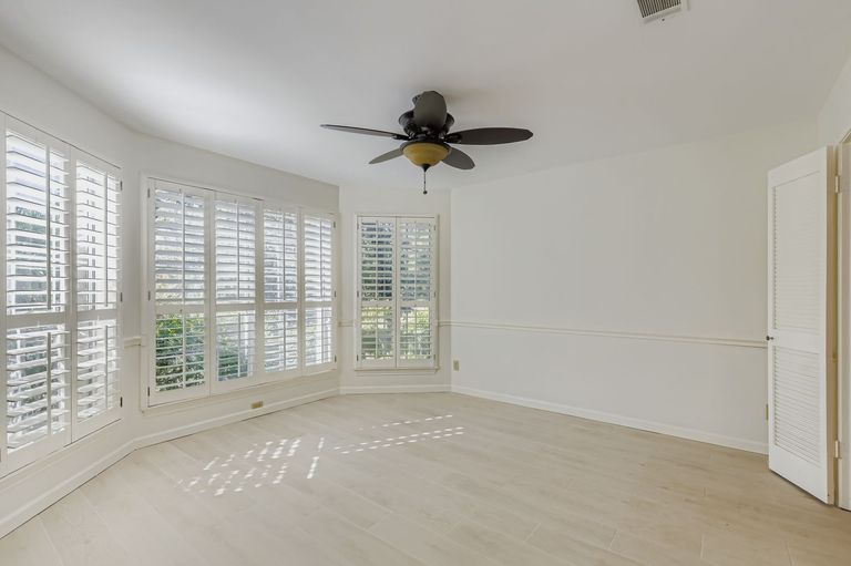 5306-marsh-creek-dr---web-quality---014---08-dining-room.jpg