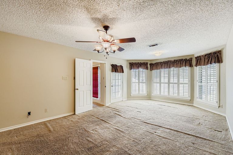 5306-marsh-creek-dr---web-quality---023---18-2nd-floor-primary-bedroom.jpg