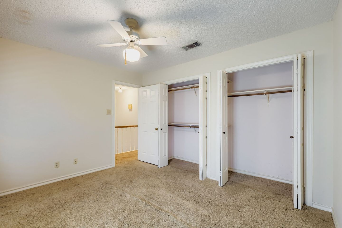 5306-marsh-creek-dr---web-quality---027---22-2nd-floor-bedroom.jpg