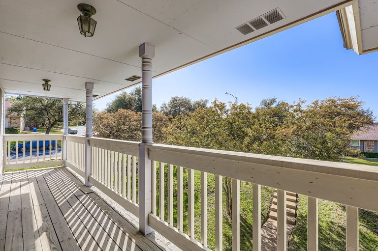 5306-marsh-creek-dr---web-quality---032---28-balcony.jpg