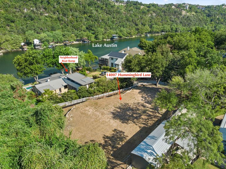 53d07153-8-web-or-mls-14007-hummingbird-ln-6-of-15.jpg