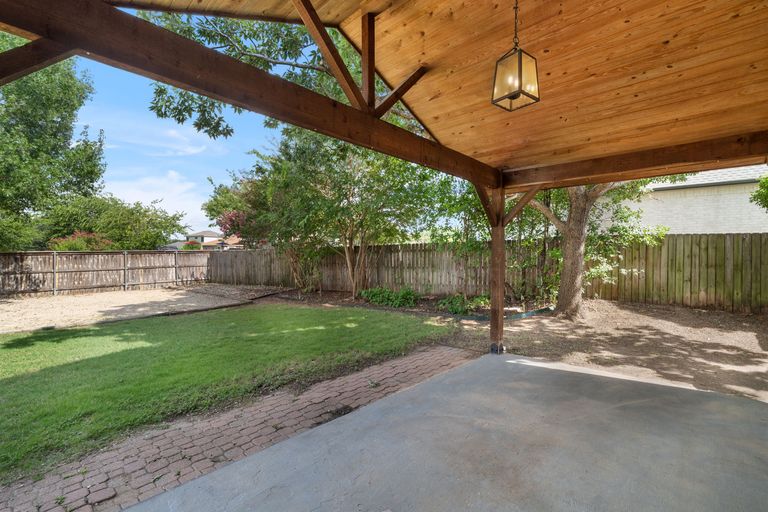 54-web-or-mls-16801-stockton-dr.jpg