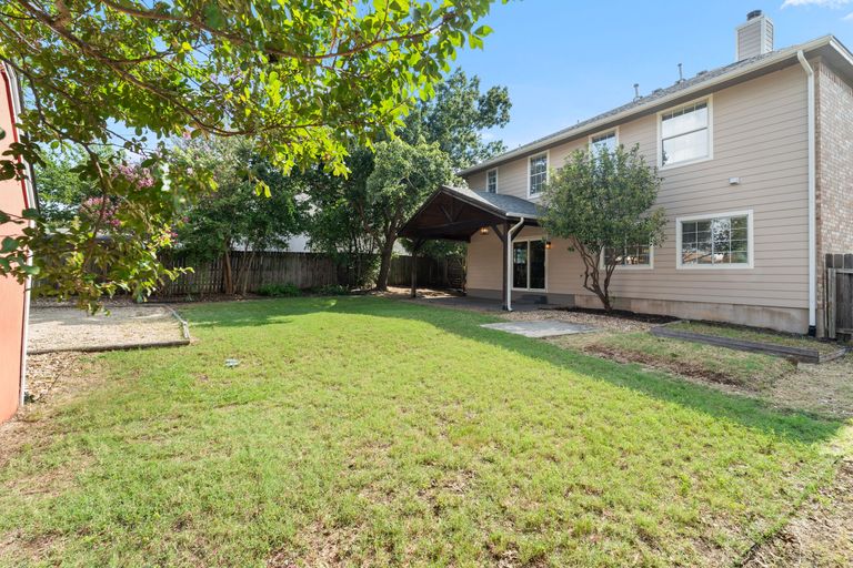 56-web-or-mls-16801-stockton-dr.jpg