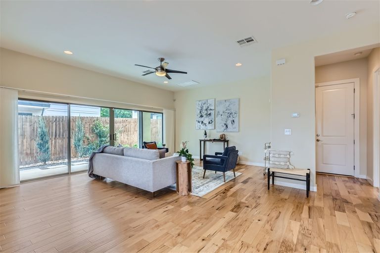 5706-adams-ave-unit-a---web-quality---004---05-living-room.jpg