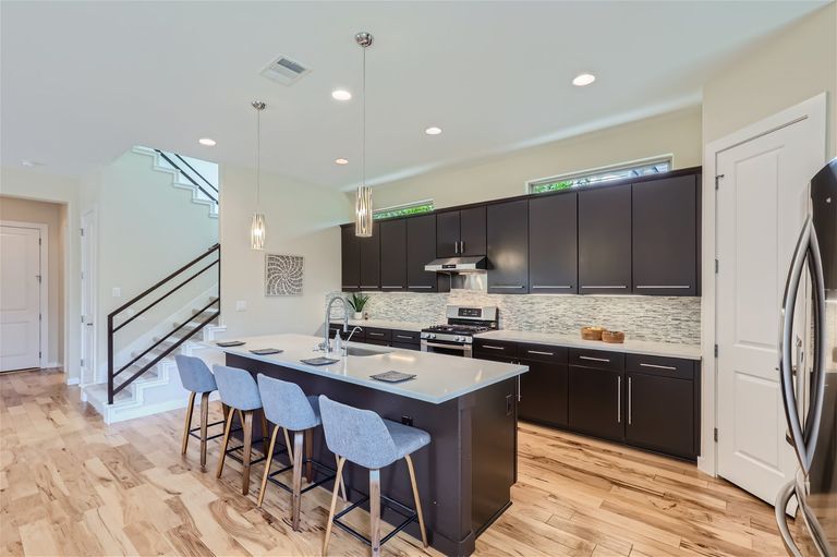 5706-adams-ave-unit-a---web-quality---009---10-kitchen.jpg