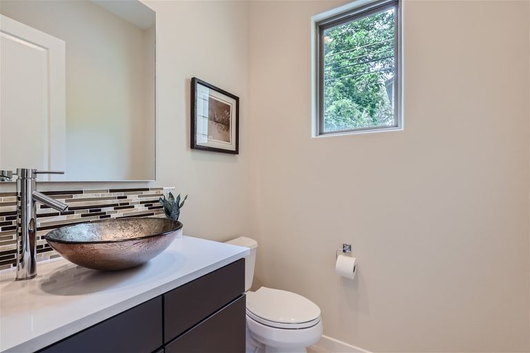 5706-adams-ave-unit-a---web-quality---015---16-bathroom.jpg