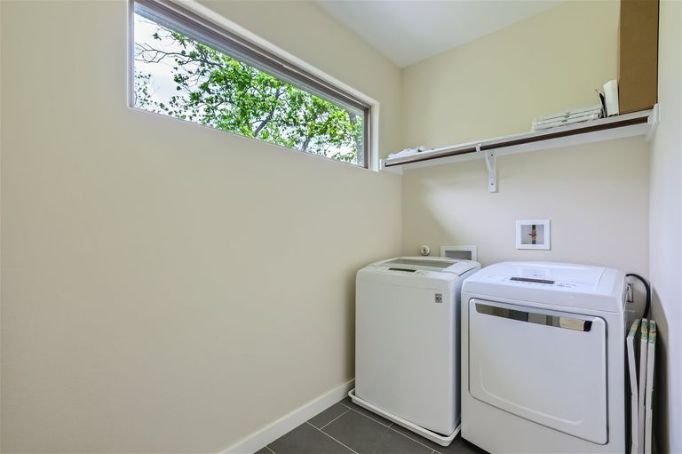 5706-adams-ave-unit-a---web-quality---022---23-2nd-floor-laundry-room.jpg