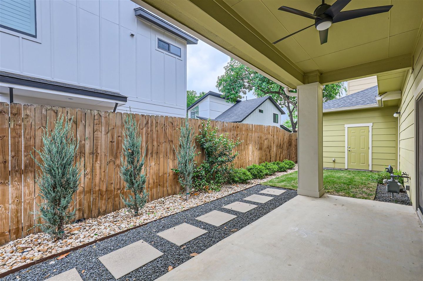 5706-adams-ave-unit-a---web-quality---023---24-patio.jpg