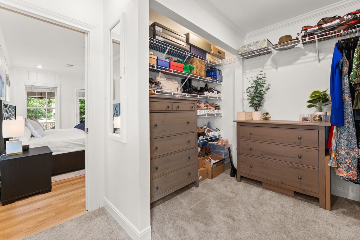 5f614ce9-15-web-or-mls-1703-w-31st-st-7-of-26.jpg