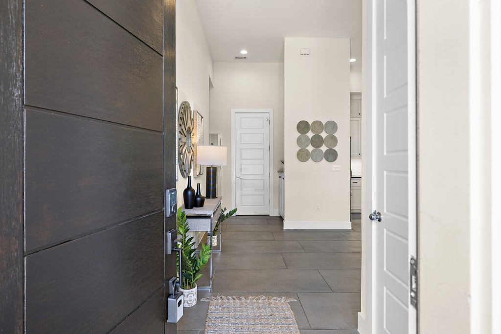 6-custom-1307-clifford-ave-kcp-083024---214.jpg