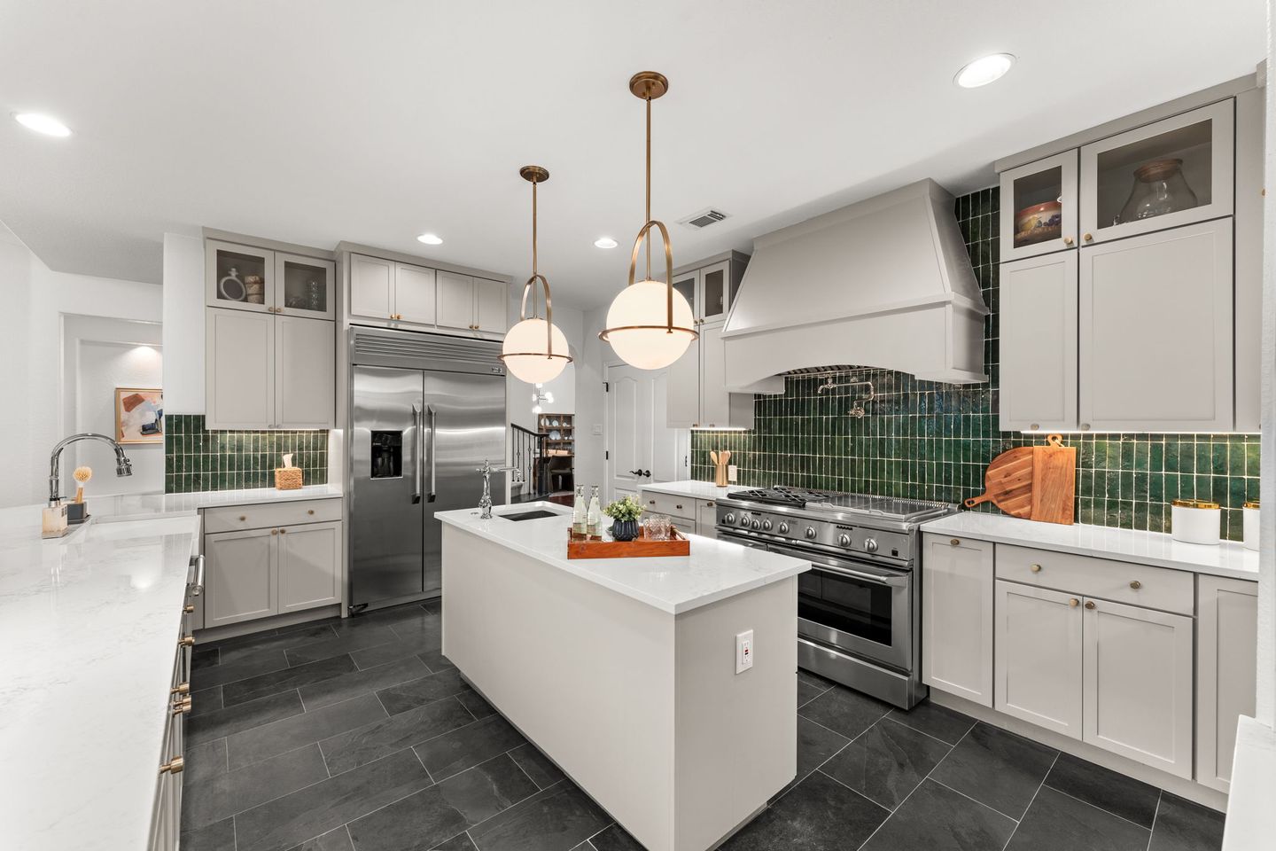 6-web-or-mls-11505-hollister-dr-44.jpg