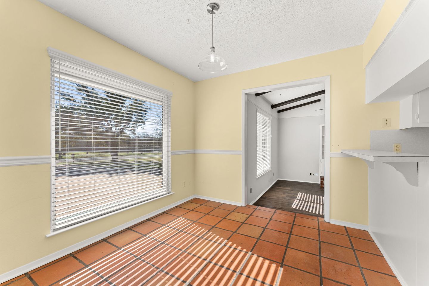 6-web-or-mls-12100-cactus-bend-(34-of-35).jpg