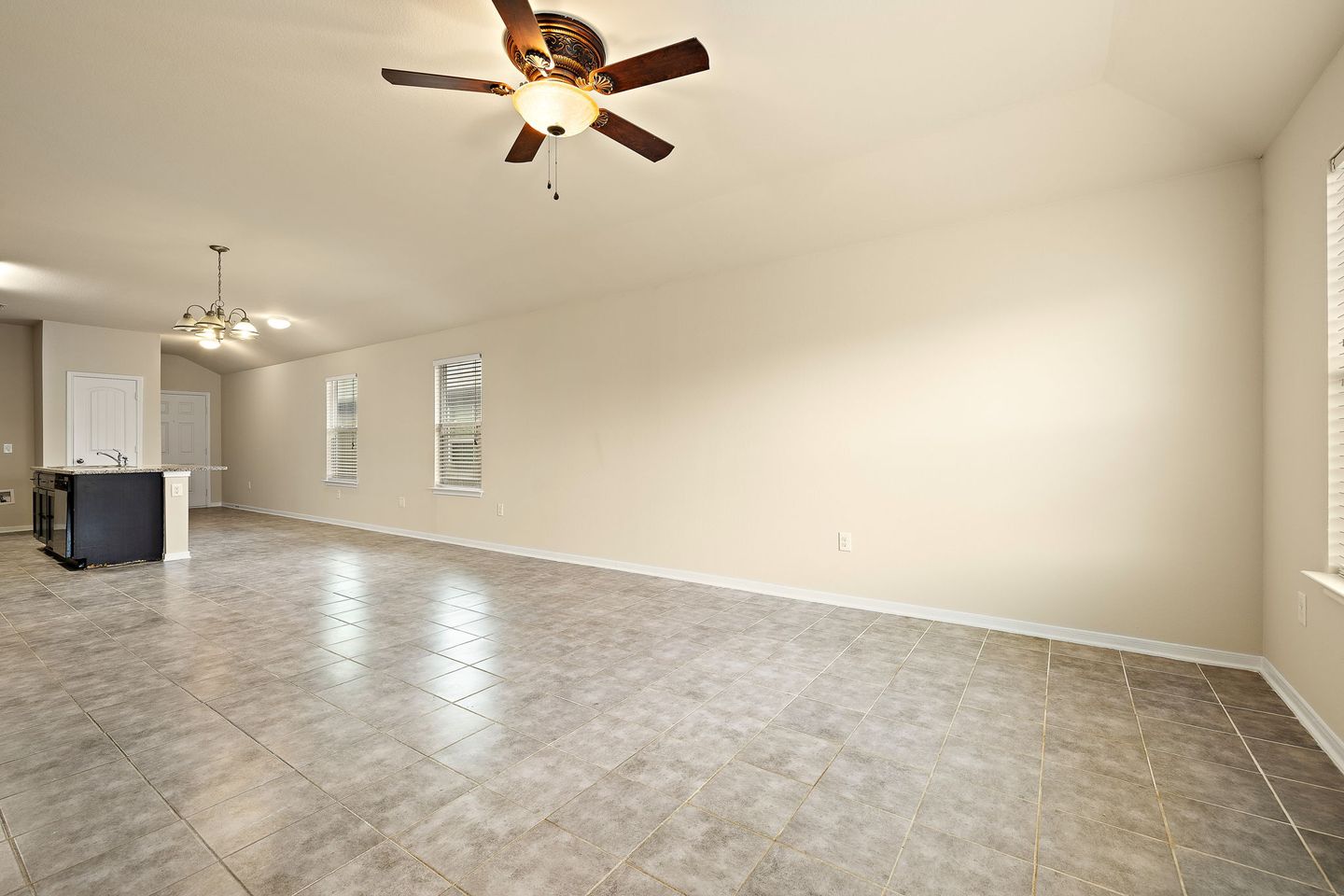 6-web-or-mls-12111-stoneridge-gap-ln-kcp-043026---65.jpg