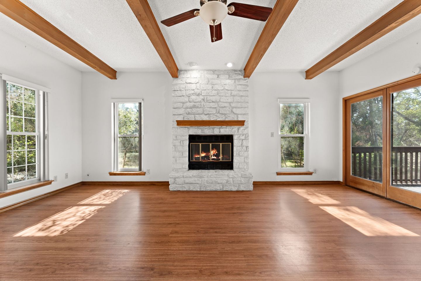 6-web-or-mls-13104-s-ridge-cir-16-1731615700.jpg