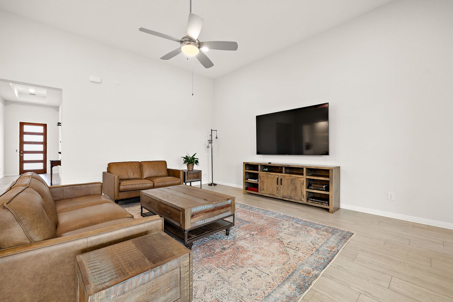 6-web-or-mls-16713-elsinore-ln-kcp-070925---127.jpg