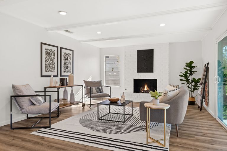 6-web-or-mls-2705-ashdale-dr-(12-of-26).jpg
