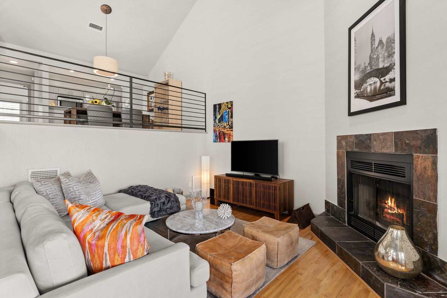 6-web-or-mls-4002-shoal-creek-blvd-b-(11-of-25).jpg