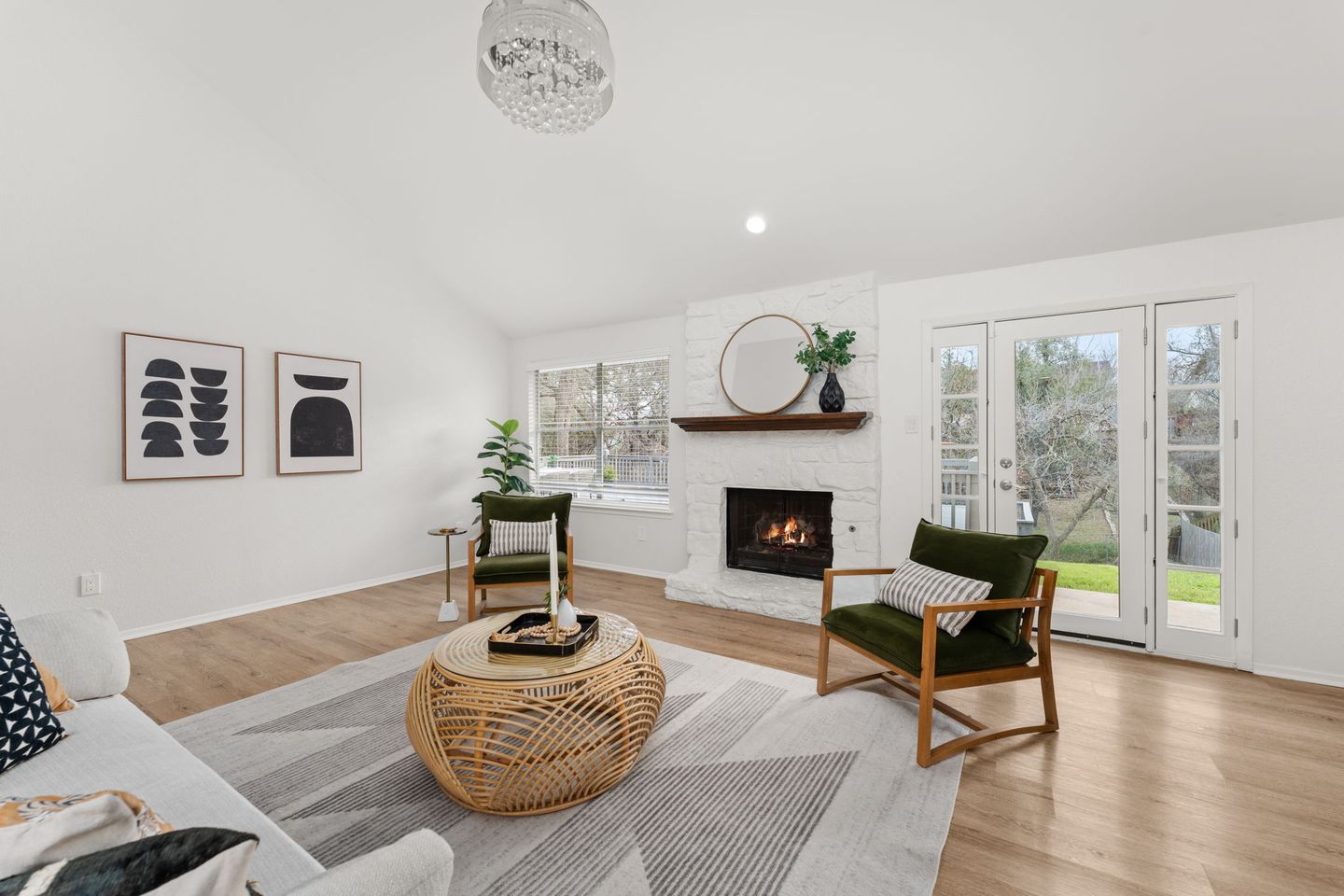 6-web-or-mls-8409-spring-valley-dr-21.jpg