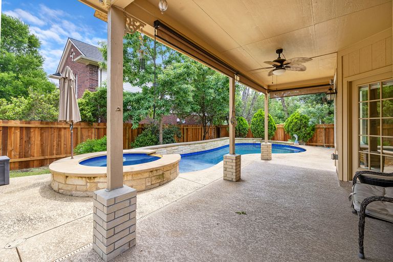 6-web-or-mls-8410-cambria-dr-kcp-042425---144.jpg
