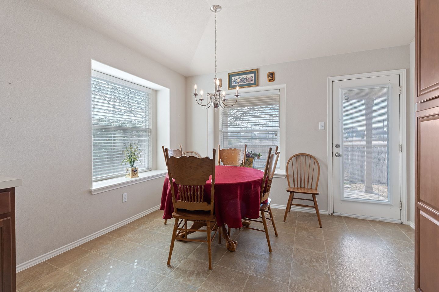 6-web-or-mls-dsc09929.jpg