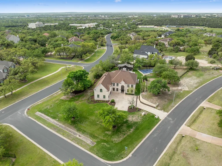 4009 Vivas Lane, photo 68