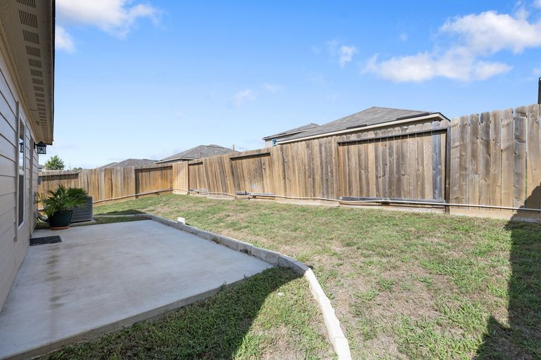 6c9a3531-13320-harry-s-truman-drive_dsp_28.jpg
