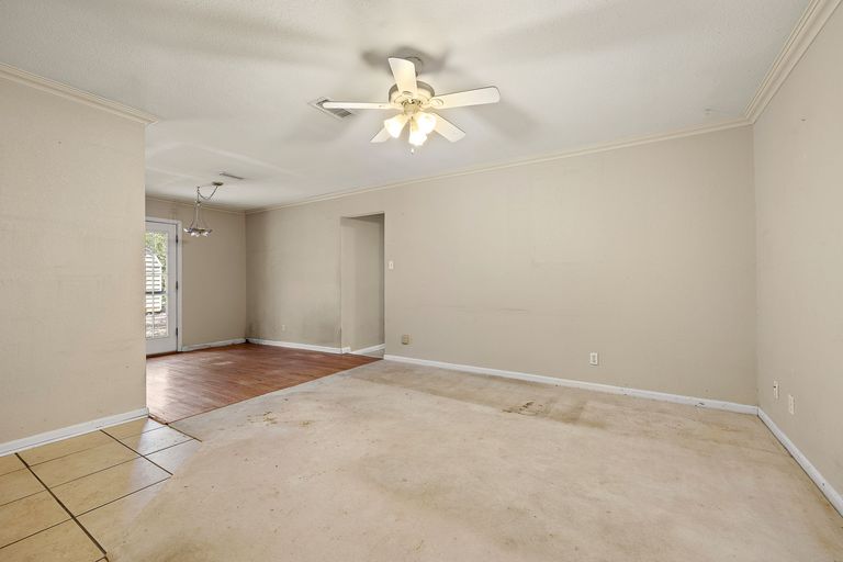 7-web-or-mls-1209-doris-ln-kcp-092524---26.jpg
