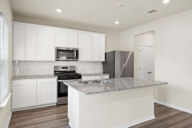7-web-or-mls-14424-allard-dr-kcp-052924---122.jpg