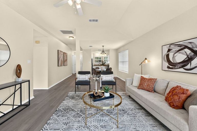 7-web-or-mls-1604-southwestern-trail-(6-of-25).jpg