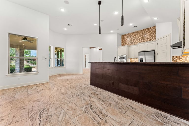 7-web-or-mls-4900-fiore-trail-20-1725474386.jpg