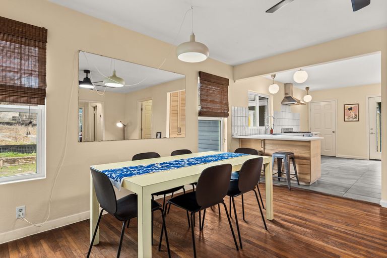 7-web-or-mls-5006-heflin-ln-16.jpg