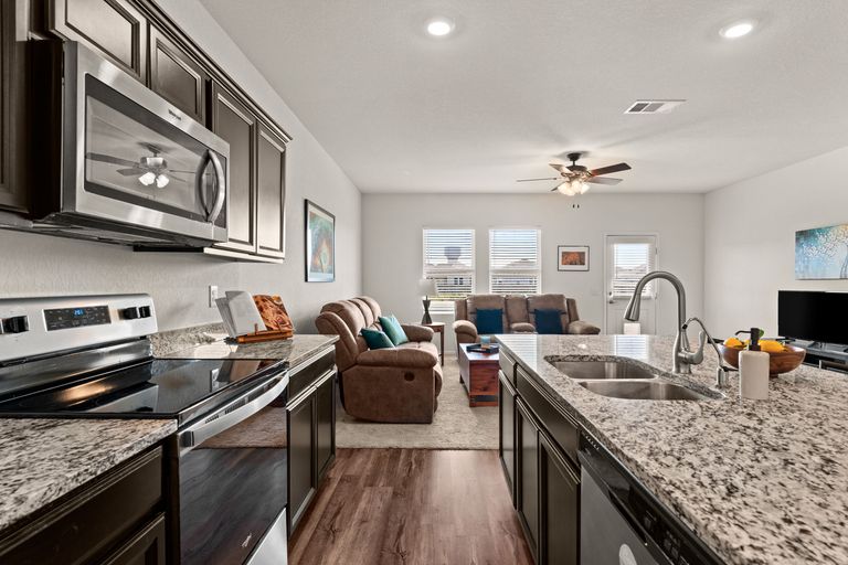 8-web-or-mls-12701-samuel-adams-dr-13.jpg