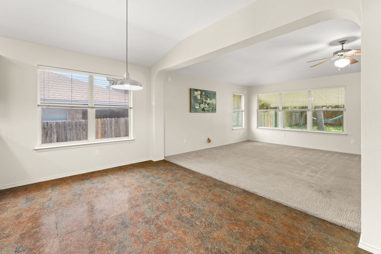 8-web-or-mls-1501-santana-st-(8-of-27).jpg