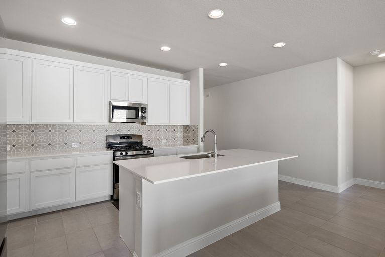 8-web-or-mls-151-catalina-dr-kcp-032525---84.jpg