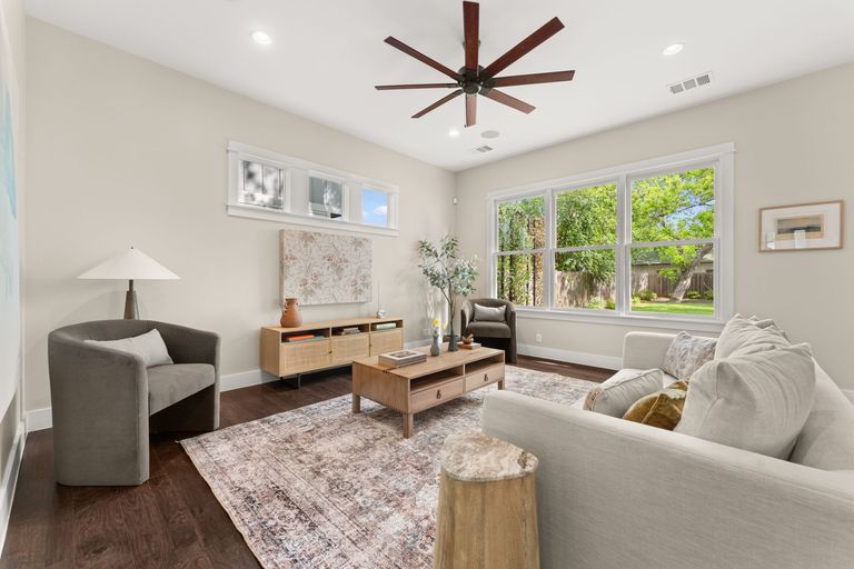 8-web-or-mls-1710-payne-ave-9.jpg