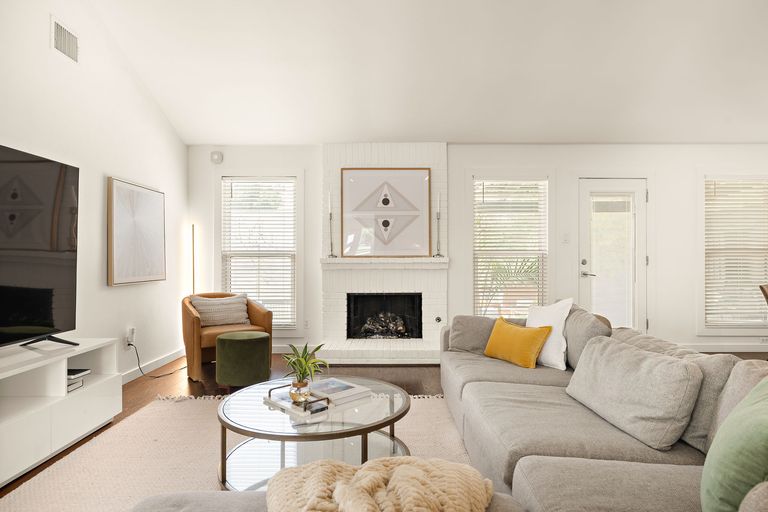 8-web-or-mls-2709-jorwoods-dr-kcp-070825---98.jpg