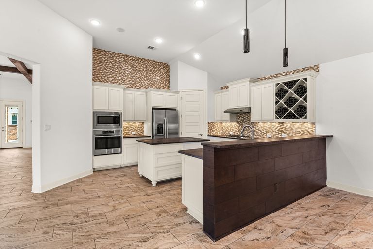 8-web-or-mls-4900-fiore-trail-17-1725474387.jpg