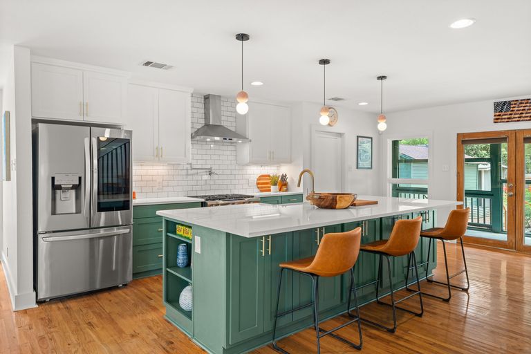 8-web-or-mls-4903-shoal-creek-blvd-(11-of-38).jpg