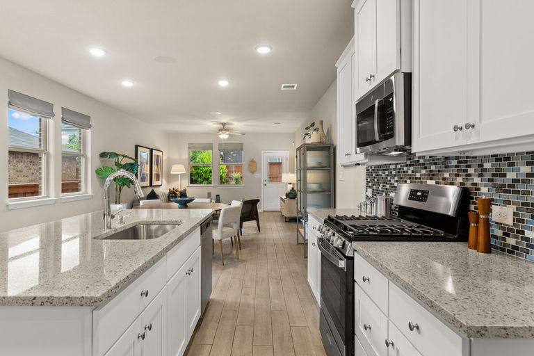 8-web-or-mls-835-cherrystone-loop-18.jpg