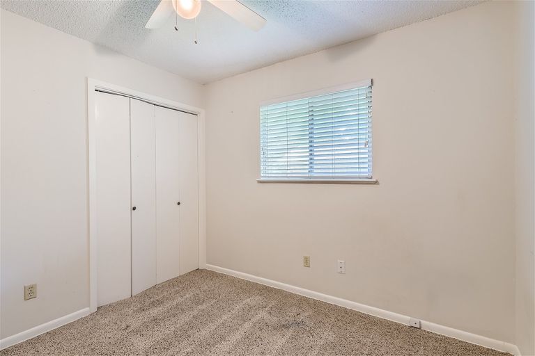 8500-daleview-dr---web-quality---010---10-bedroom.jpg