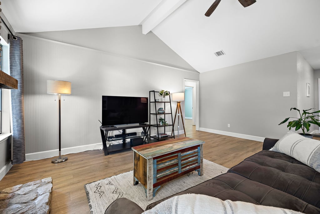 9-custom-11721-wiginton-dr-kcp-091823---52.jpg