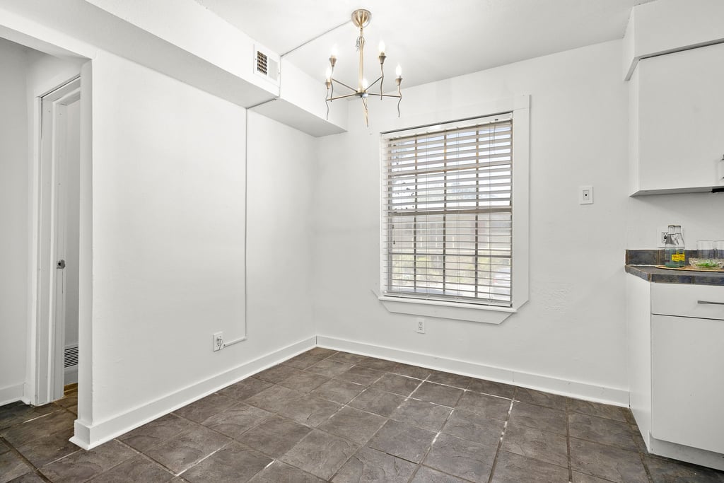 9-custom-3902-peterson-ave,-106-kcp-080423---30.jpg