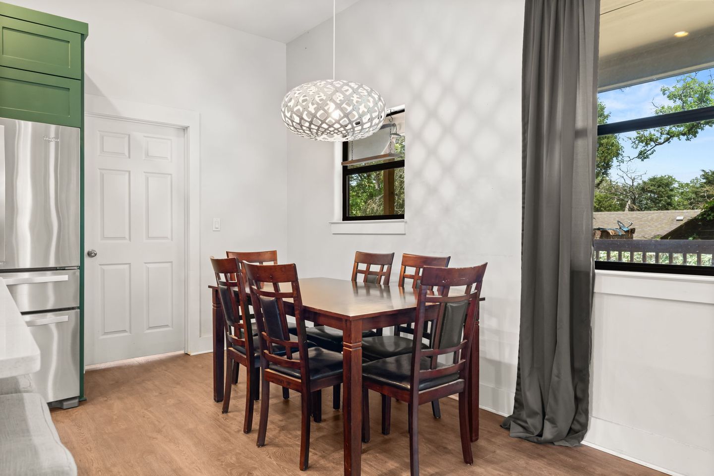 9-web-or-mls-120-meadowood-dr-21-1745433853.jpg