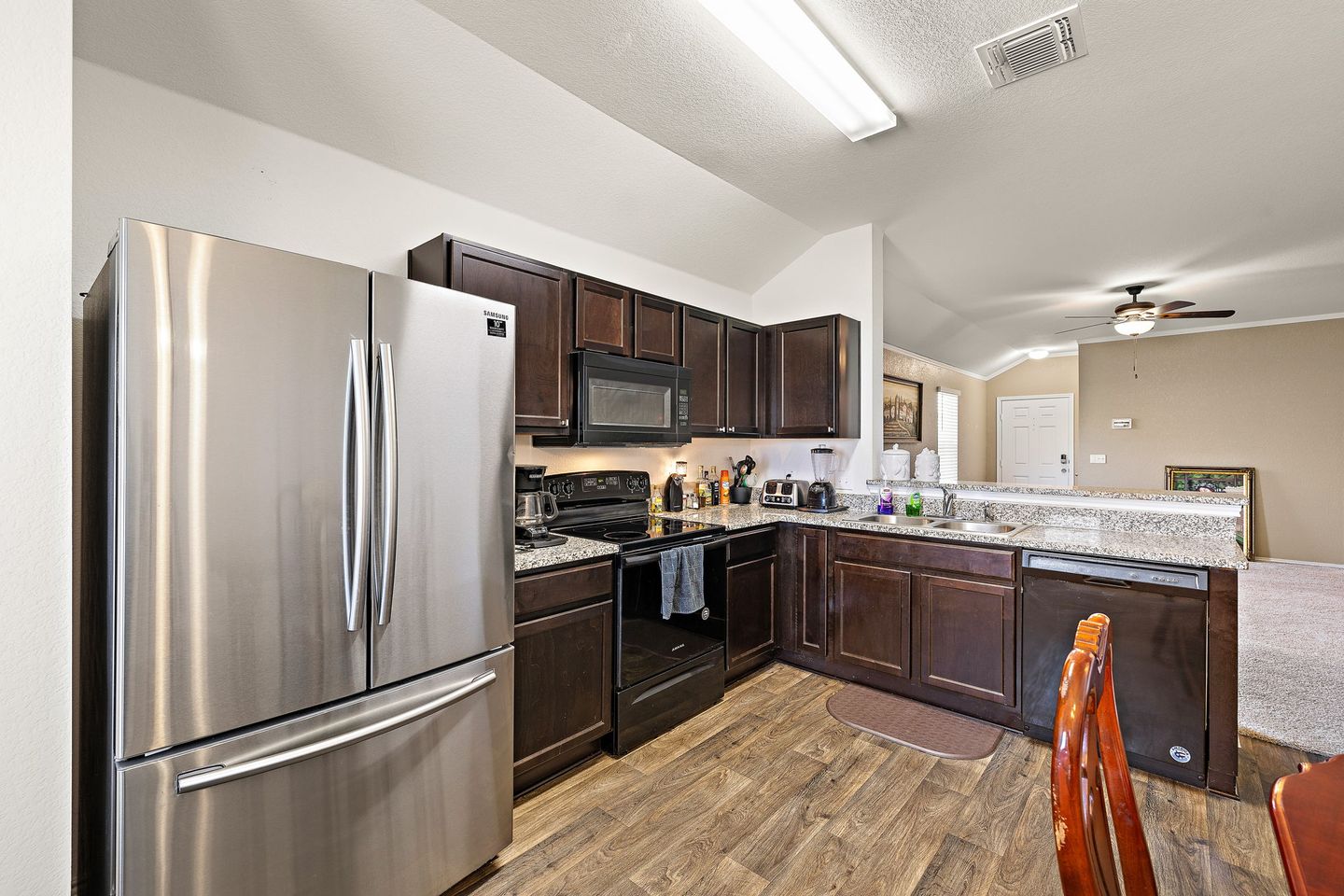 9-web-or-mls-14916-talus-rd-kcp-041124---97.jpg