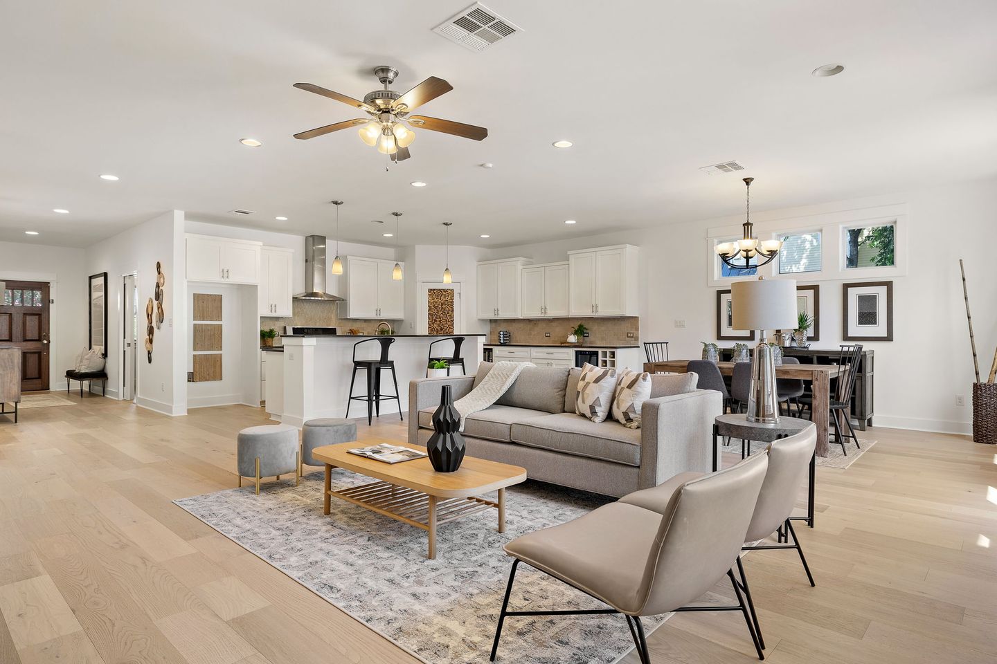 9-web-or-mls-1914-payne-ave-kcp-073025---93.jpg