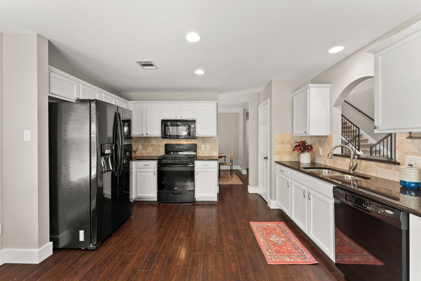 9-web-or-mls-2500-wilma-rudolph-rd-13.jpg