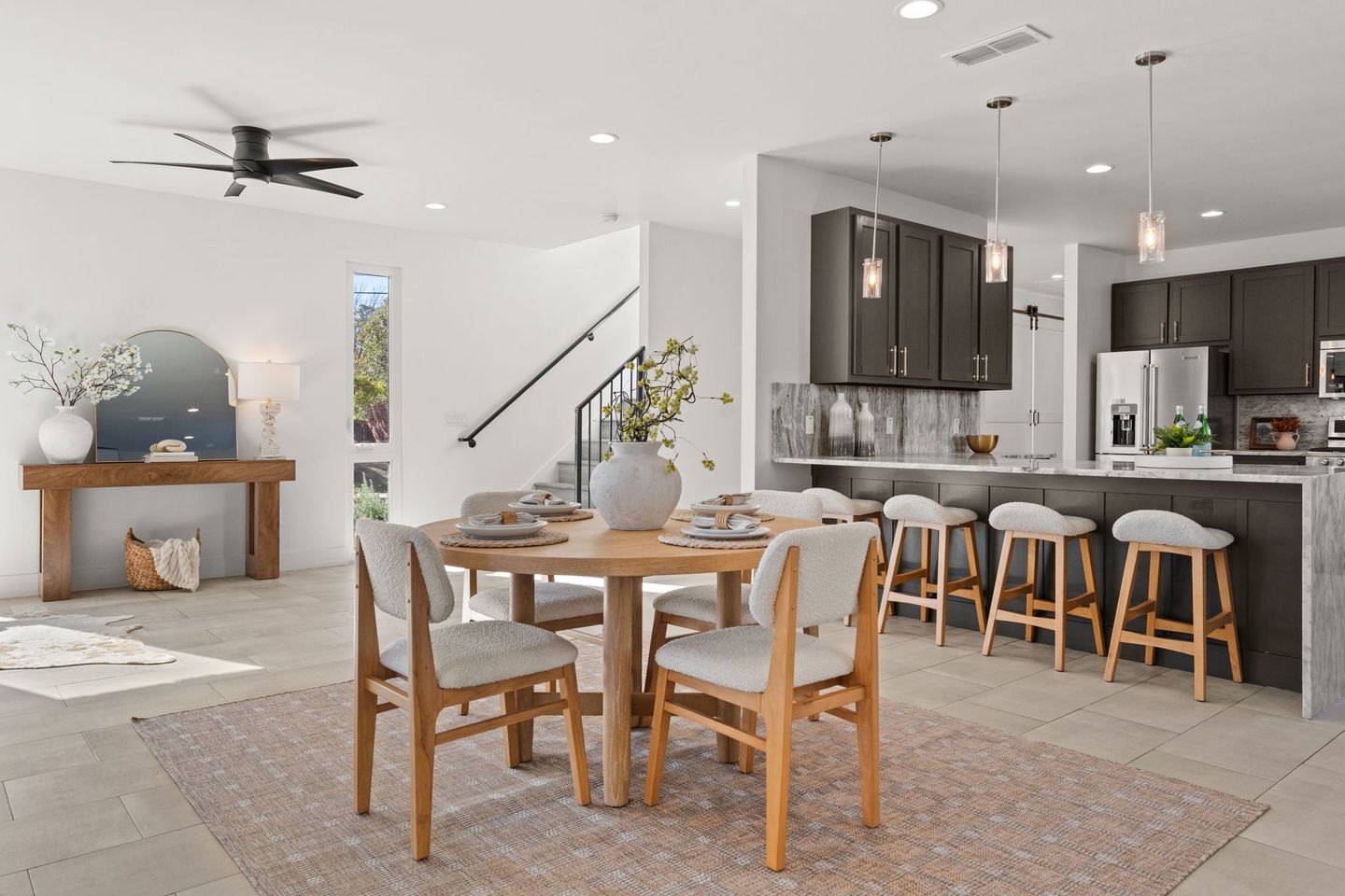 9-web-or-mls-3814-wadford-st-(3-of-36).jpg